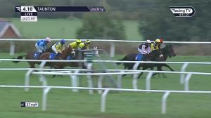 Video preview image for Taunton 16:10 - Thoroughbred Breeders' Association Mares' Handicap Hurdle (4)