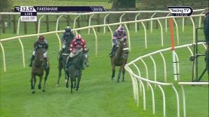 Video preview image for Fakenham 12:52 - Fakenham Junior 'National Hunt' Fillies' Hurdle (4)