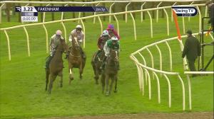 Video preview image for Fakenham 15:22 - British Racing School Course 366 'Newcomers' National Hunt Flat (5)