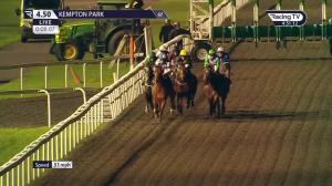 Video preview image for Kempton Park 16:50 - Unibet Extra Place Offers Every Day Novice Stakes (5)