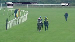 Video preview image for Huntingdon 13:23 - Bet At racingtv.com Maiden Hurdle (4)
