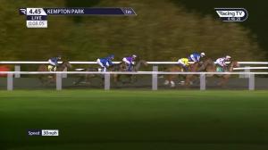 Video preview image for Kempton Park 16:45 - Unibet Support Safe Gambling Nursery Handicap (4)
