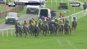 Video preview image for Fairyhouse 13:17 - Kettles Country House Hotel Supporting Fingal Ravens Raceday Maiden Hurdle (Div 1) 