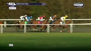 Video preview image for Kempton Park 19:30 - Racing TV Fillies' Handicap (5)