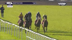 Video preview image for Kempton Park 13:20 - Ladbrokes Kauto Star Novices' Chase (Grade 1) (1)