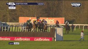 Video preview image for Kempton Park 15:05 - Ladbrokes Get Your £1 Free Bet Novices' Limited Handicap Chase (3)