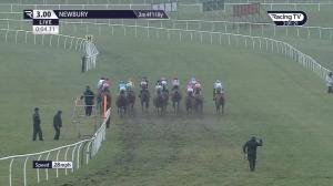 Video preview image for Newbury 15:00 - Coral Challow Novices' Hurdle (Grade 1) (1)