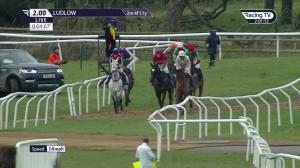 Video preview image for Ludlow 14:00 - Simply Delicious Cakes Novices' Handicap Chase (4)