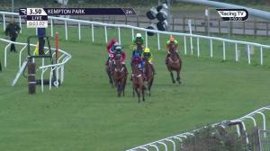 Video preview image for Kempton Park 15:50 - Coral Racing Club Join For Free Handicap Hurdle (3)