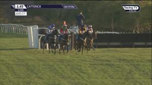 Video preview image for Catterick Bridge 15:45 - racingtv.com/freetrial Novices' Limited Handicap Chase (3)