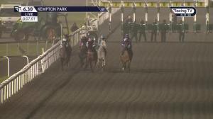 Video preview image for Kempton Park 18:30 - Unibet Horserace Betting Operator Of The Year Handicap (Qualifier) (5)
