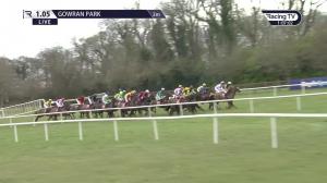 Video preview image for Gowran Park 13:05 - Langtons Kilkenny Handicap Hurdle