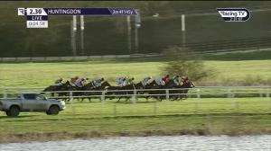 Video preview image for Huntingdon 14:30 - Pertemps Handicap Hurdle (4)