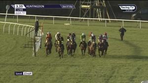 Video preview image for Huntingdon 15:35 - Pertemps Network Handicap Hurdle (Qualifier) (2)