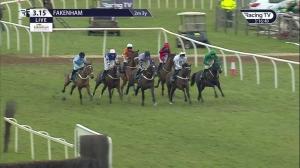 Video preview image for Fakenham 15:15 - Racing TV Maiden Hurdle (Qualifier) (3)