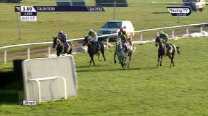 Video preview image for Taunton 15:00 - Arthur & Peggy White Memorial Handicap Chase (Qualifier) (3)