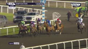 Video preview image for Kempton Park 17:30 - Unibet Horserace Betting Operator Of The Year Novice Stakes (5)