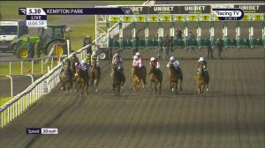 Video preview image for Kempton Park 17:30 - Unibet/Breeders Backing Racing EBF Maiden Stakes (5)