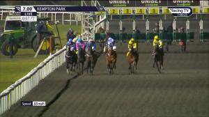 Video preview image for Kempton Park 19:00 - Unibet Support Safe Gambling Fillies' Handicap (5)