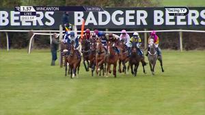 Video preview image for Wincanton 13:57 - Jenningsbet Devizes 'National Hunt' Maiden Hurdle (4)
