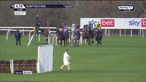 Video preview image for Kempton Park 16:10 - Coral Racing Club Handicap Hurdle (3)