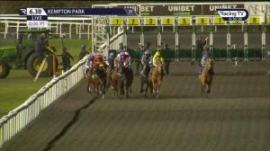 Video preview image for Kempton Park 18:30 - Unibet Horserace Betting Operator Of The Year Novice Stakes (5)