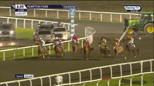Video preview image for Kempton Park 20:00 - Unibet Non-Runner No-Bet All Cheltenham Races Fillies' Handicap (5)