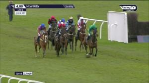 Video preview image for Newbury 16:00 - Download The BetVictor App Novices' Handicap Hurdle (4)