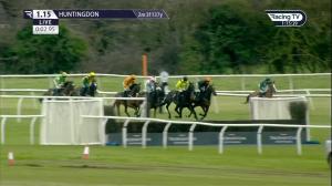 Video preview image for Huntingdon 13:15 - Bet At racingtv.com Mares' Novices' Hurdle (4)