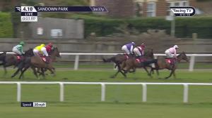 Video preview image for Sandown Park 16:10 - Best Odds On The Betfair Exchange Handicap Chase (Qualifier) (3)