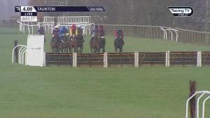 Video preview image for Taunton 16:00 - Williamhill Gold Cup Top Price Guarantee Handicap Hurdle (4)