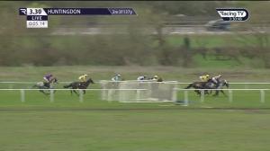 Video preview image for Huntingdon 15:30 - Racing TV Handicap Hurdle (4)