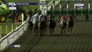 Video preview image for Kempton Park 20:00 - More Extra Place Races At Unibet Handicap (Qualifier) (4)