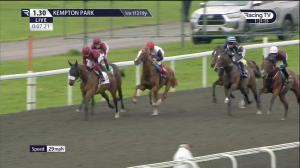 Video preview image for Kempton Park 13:30 - Unibet Horserace Betting-Operator Of The Year EBF Novice Stakes (5)
