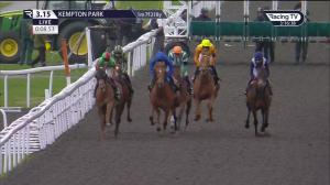 Video preview image for Kempton Park 15:15 - Unibet Queen's Prize Handicap (Qualifier) (2)