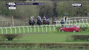 Video preview image for Stratford-on-Avon 17:12 - Hilda Peak Happy Birthday 9th April Open National Hunt Flat (5)