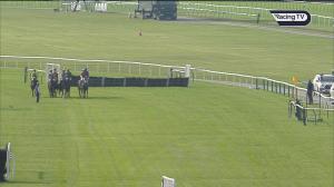 Video preview image for Haydock Park 17:00 - cavani.co.uk Bow Tie Bonanza Handicap Chase (4)
