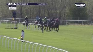 Video preview image for Huntingdon 13:35 - Racing TV Novices' Hurdle (4)