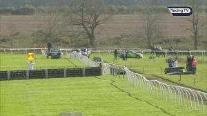 Video preview image for Fakenham 15:42 - Easter Monday Seniors' Handicap Hurdle (4)