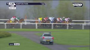 Video preview image for Kempton Park 19:00 - More Price Boosts Races At Unibet Handicap (5)