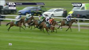 Video preview image for Aintree 15:30 - Marsh Chase (Melling) (Grade 1) (1)