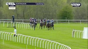 Video preview image for Huntingdon 15:15 - Bet At racingtv.com Novices' Hurdle (Qualifier) (4)