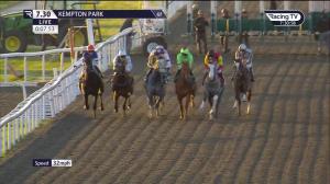 Video preview image for Kempton Park 19:30 - Unibet 3 Uniboosts Per Day Handicap (Qualifier) (4)