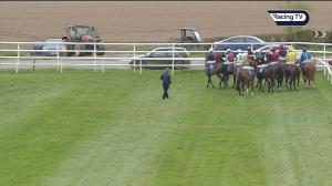 Video preview image for Ludlow 17:28 - Plyvine Caterers Open National Hunt Flat (4)