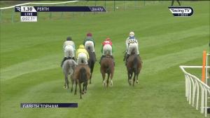 Video preview image for Perth 13:30 - Lengthen The Odds At BetVictor Handicap Hurdle (3)