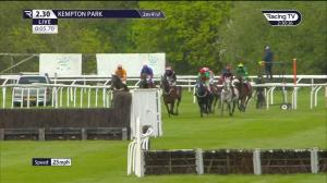 Video preview image for Kempton Park 14:30 - Racing TV Novices' Handicap Chase (4)