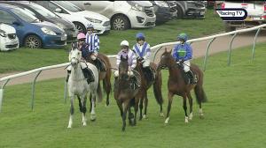 Video preview image for Warwick 13:30 - Join Racing TV Now Maiden Hurdle (4)