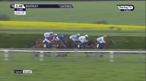 Video preview image for Beverley 17:48 - Racing Again On Tuesday 16 May Handicap (6)