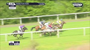 Video preview image for Hamilton Park 15:50 - Elegance By Robyn Health & Beauty Wishaw Handicap (6)