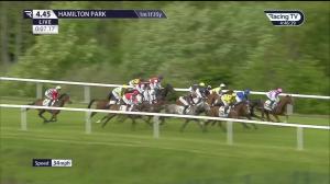 Video preview image for Hamilton Park 16:45 - Sky Bet Sunday Series Fillies' Handicap (4)